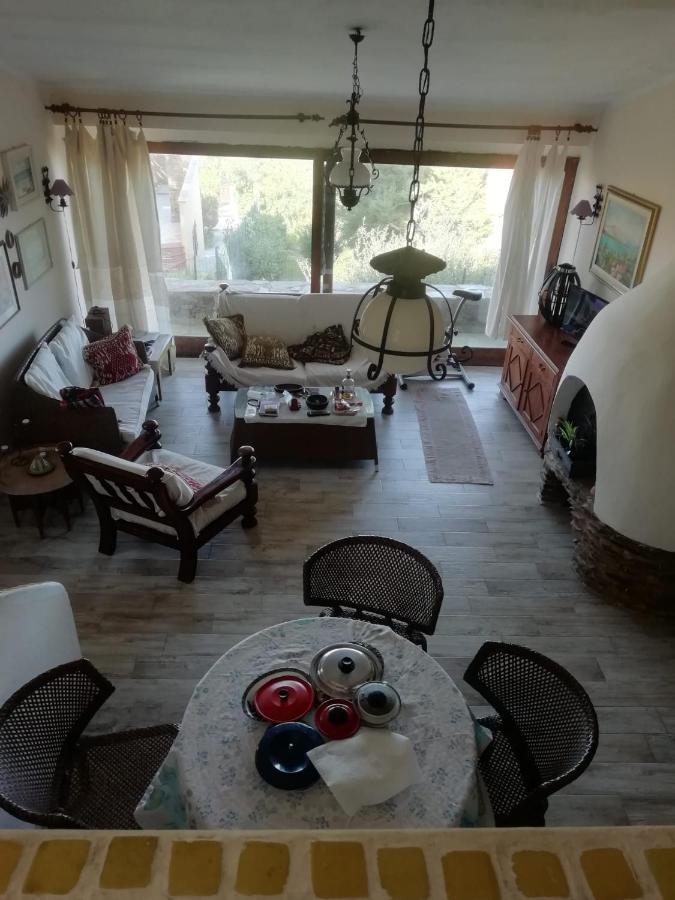 Bed and Breakfast Sa Domo De Afra Стинтино Экстерьер фото